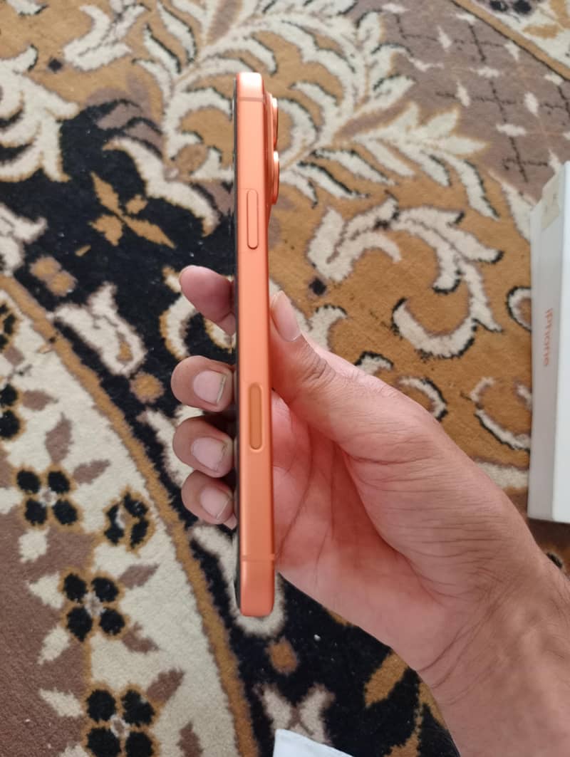 Apple iPhone 17 Pro Max 2