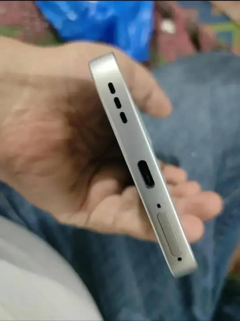 OPPO A6s pro 5