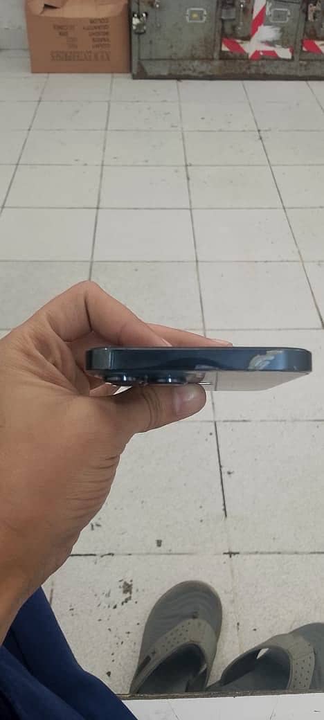 Apple iPhone 12 Pro Max 4
