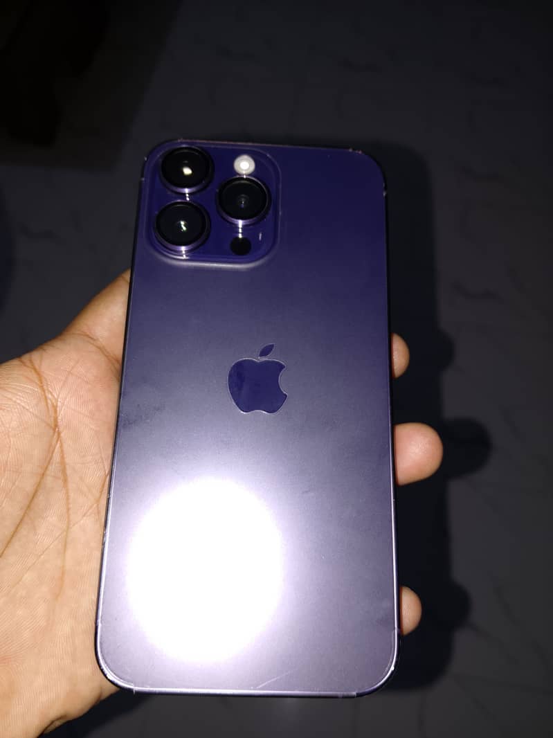 Apple iPhone 14 Pro Max 6