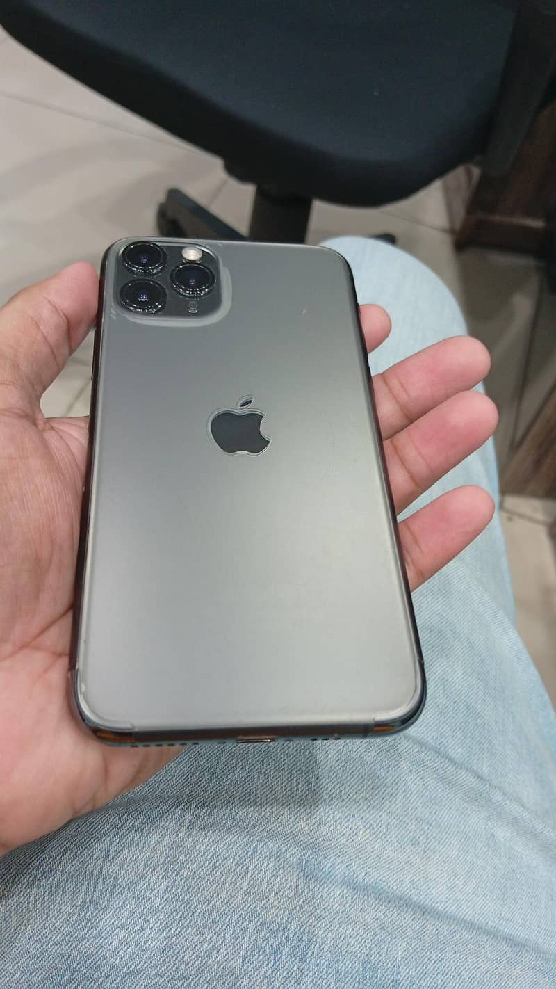 Apple iPhone 11 Pro 1