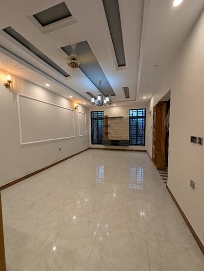 Brand New Ultra Luxurious 4 Marla House For Sale In I 11