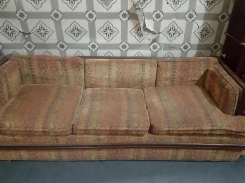 heavy weight sofa 0