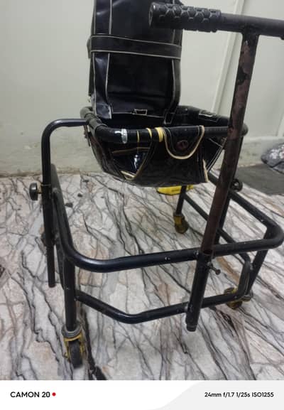 assalmuikum baby walkers new condition hi contact 03451293770