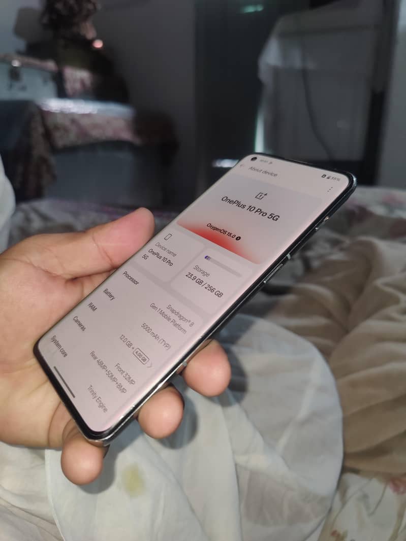 One Plus 10 Pro 8