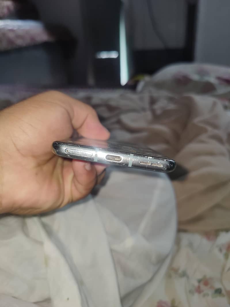 One Plus 10 Pro 9