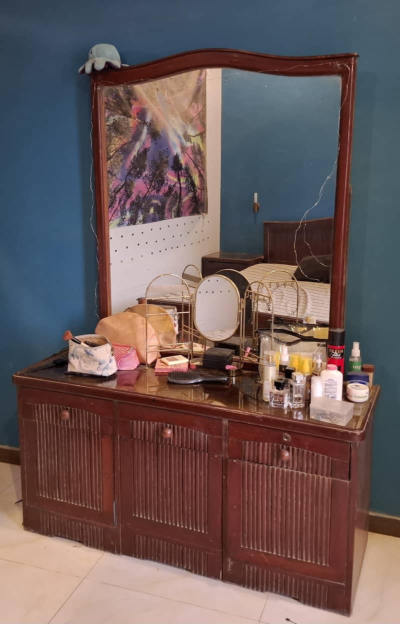 Dressing Table with stool 1