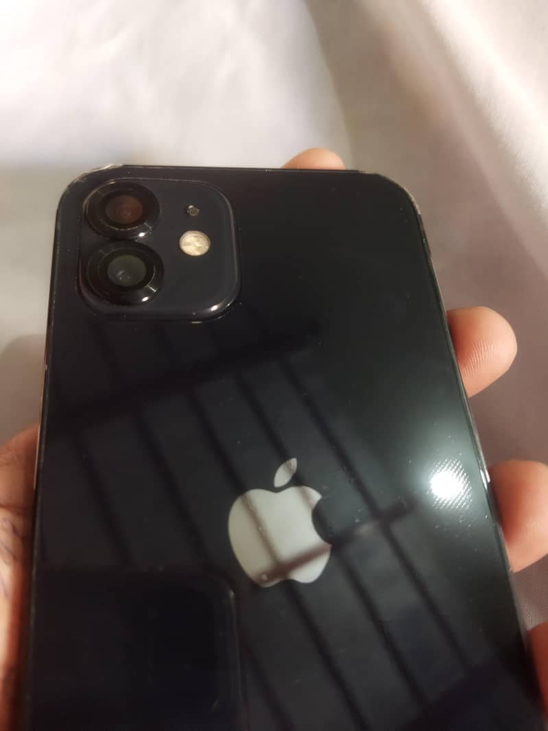 Apple iPhone 12 3