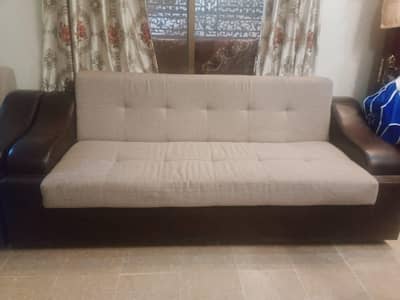 7 Seater sofa set for sell