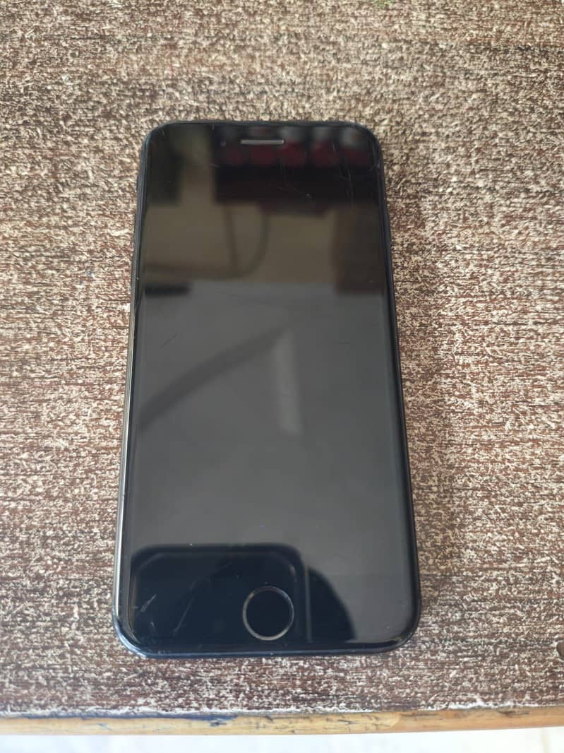 Apple iPhone SE 0