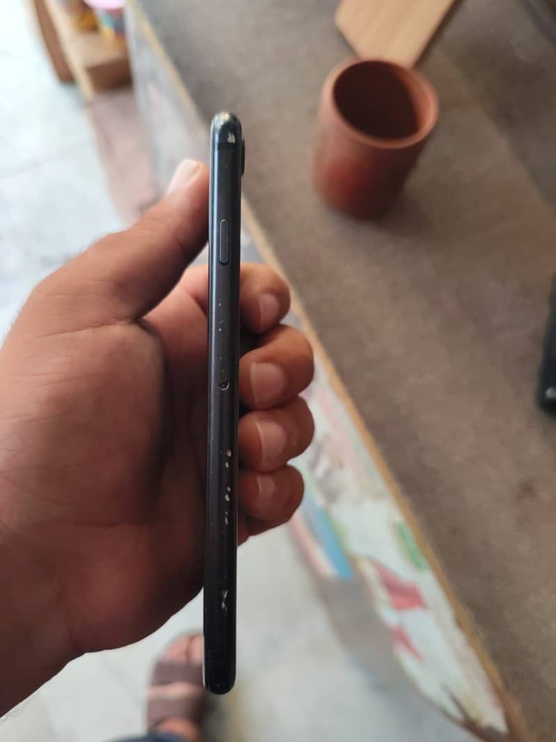 Apple iPhone SE 4