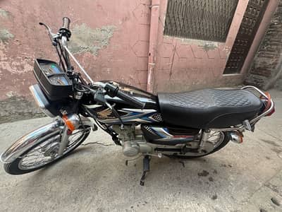bilkul new bike hai