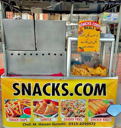 fries and samosa counter