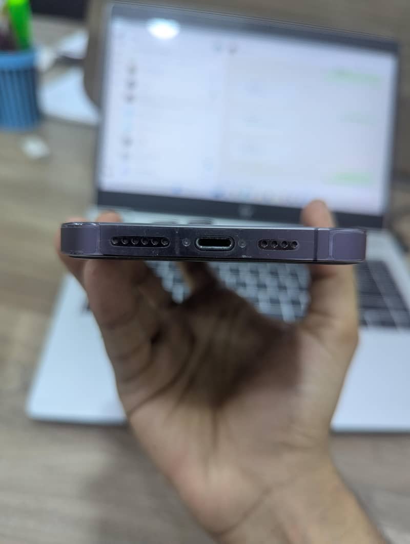Apple iPhone 14 Pro Max 1