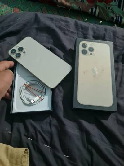Apple iPhone 13 Pro Max golden color