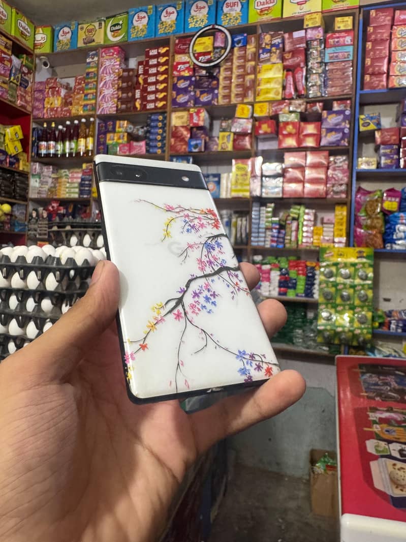 Google Pixel 6a 5