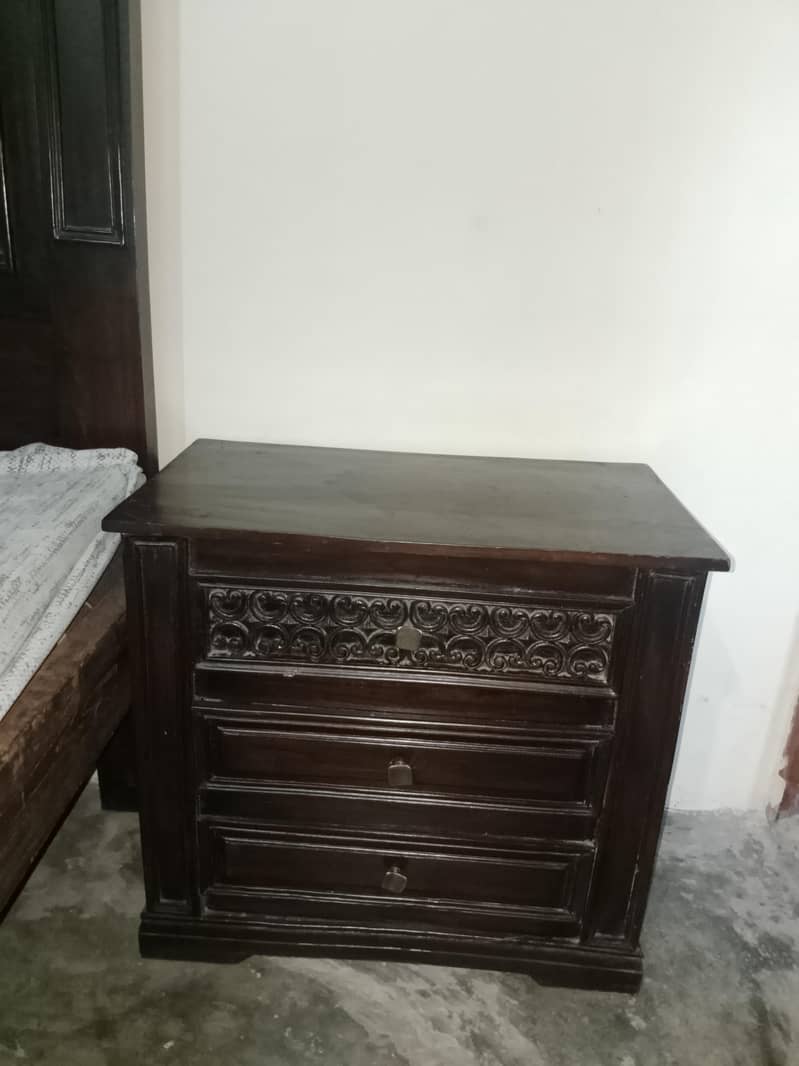 bed dressing side tables 4