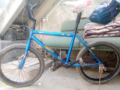 BMX cycle 4 mount use