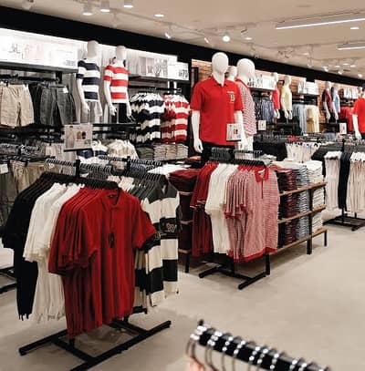 Shop Available For Rent In Gulshan Block 3 Main 200fit Road