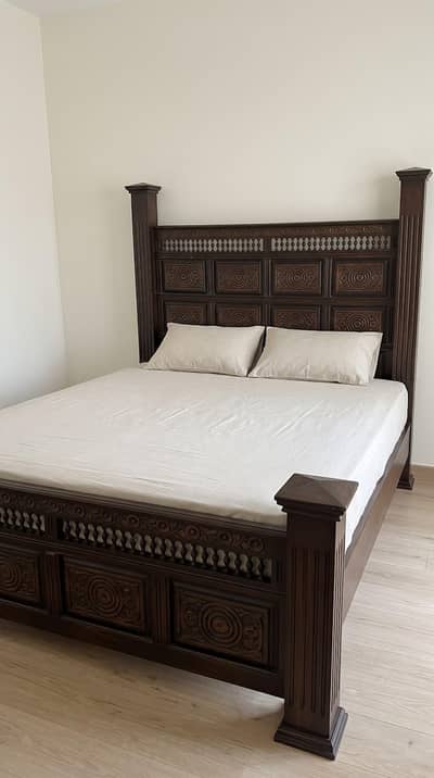Original Vintage Chinioti Bedroom Set and Chairs