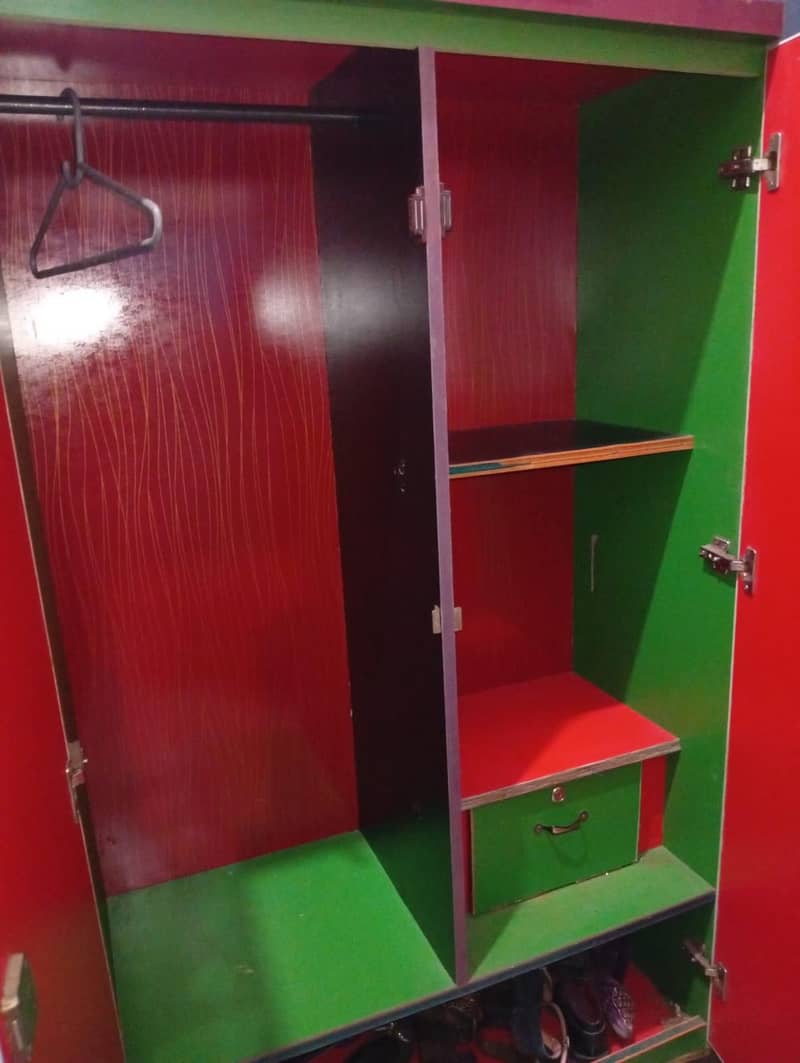 wardrobe 1
