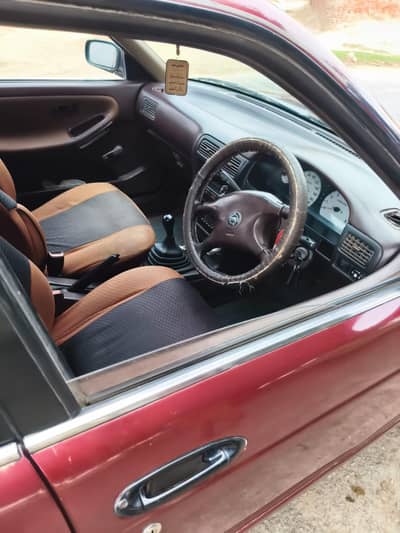 Nissan Sunny 1990