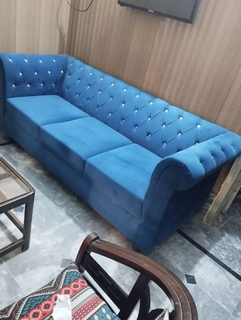 5 seater sofa 0