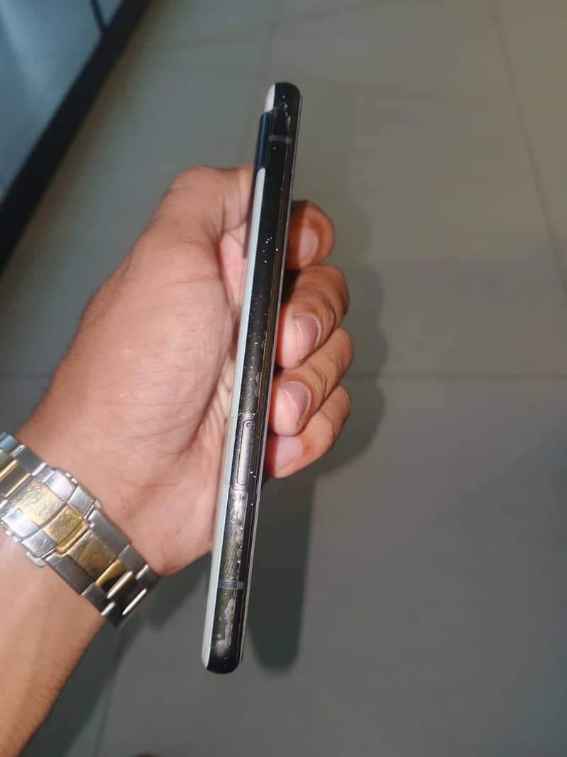 Google Pixel 6a 4