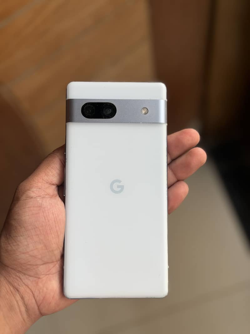 Google Pixel 7a 1