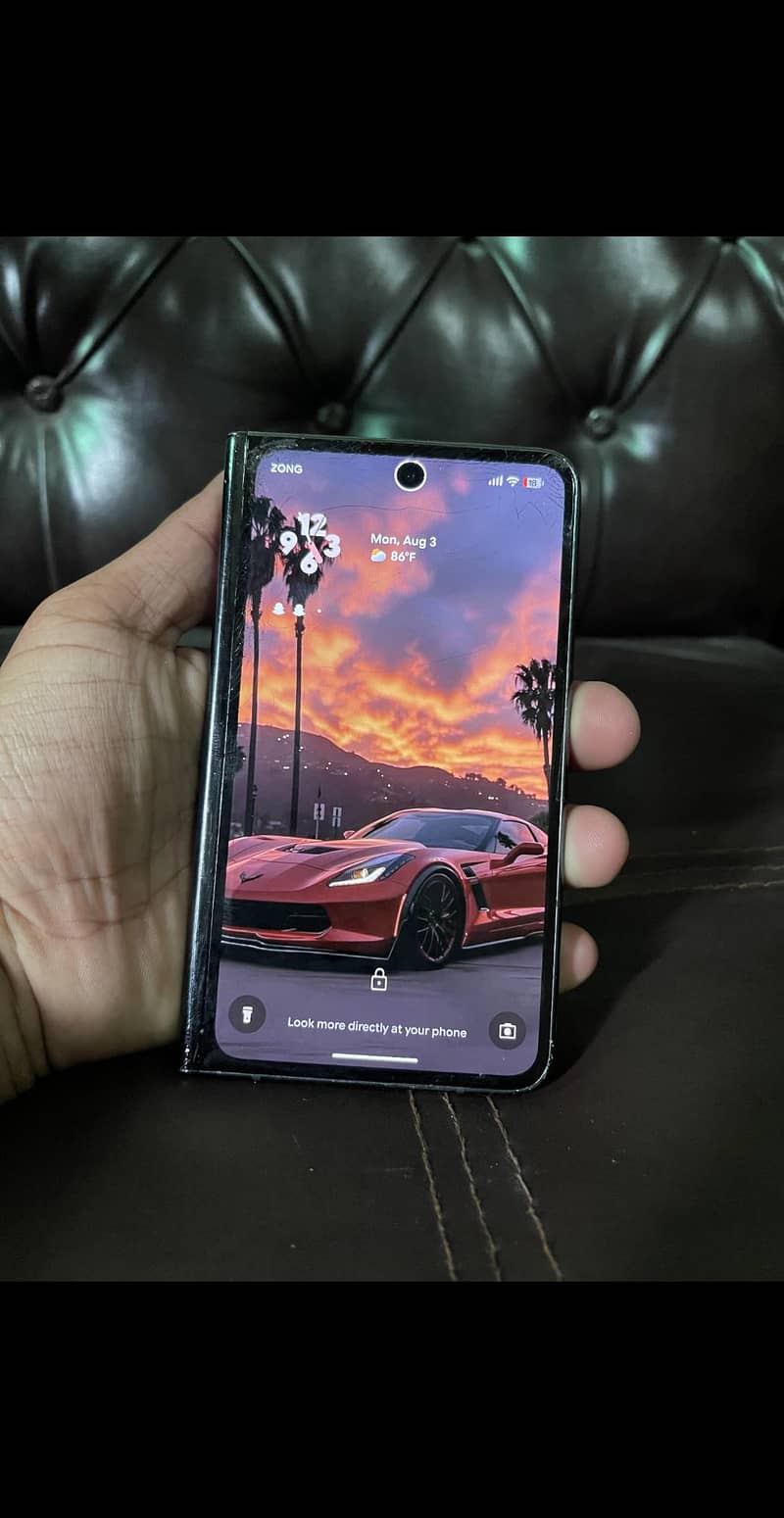 Google Pixel Fold 2