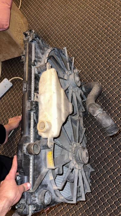 Mark x crown 2gr complete radiator and fan