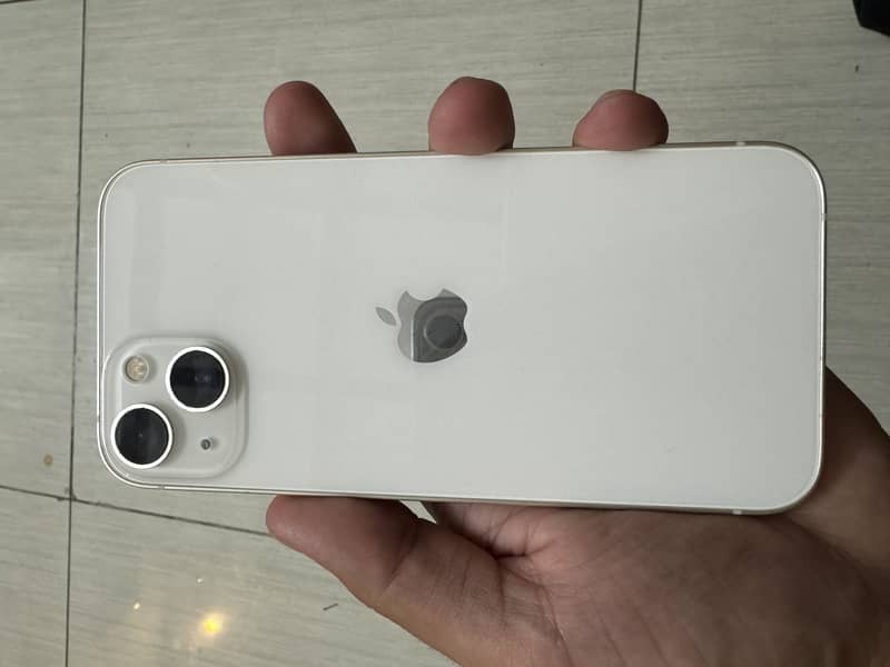 Apple iPhone 13 1