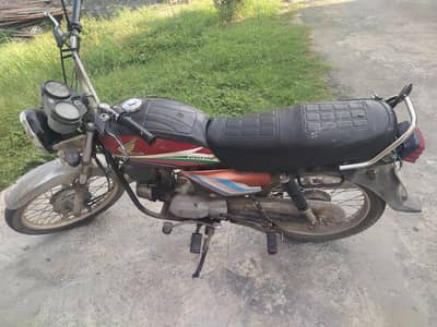Honda CD 100