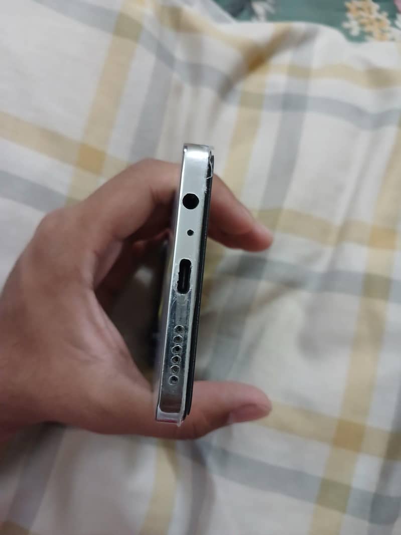 Tecno CAMON 20 1