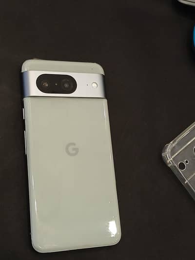 GOOGLE PIXEL 8