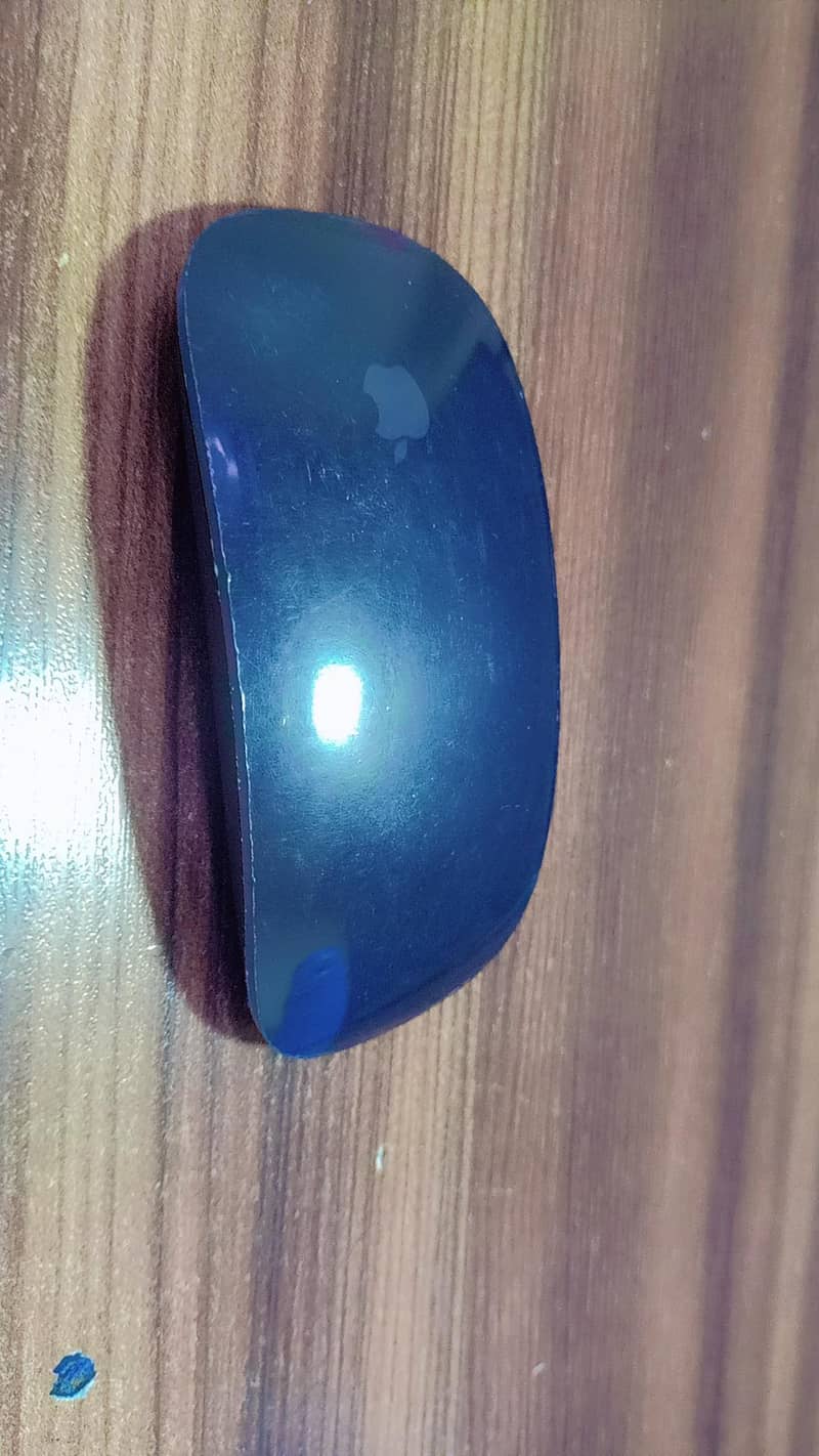 Apple Bluetooth Mouse 1