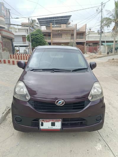 Daihatsu Mira 2012