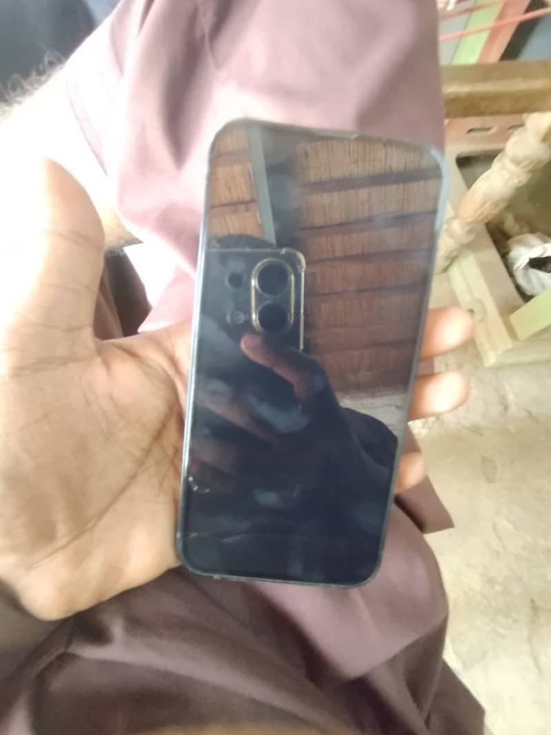 Apple iPhone 13 3