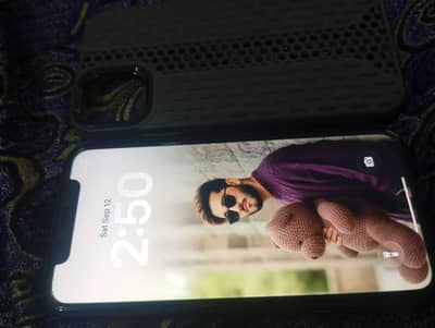 iPhone 11 jv total Original phone helth 86 4 month sim work