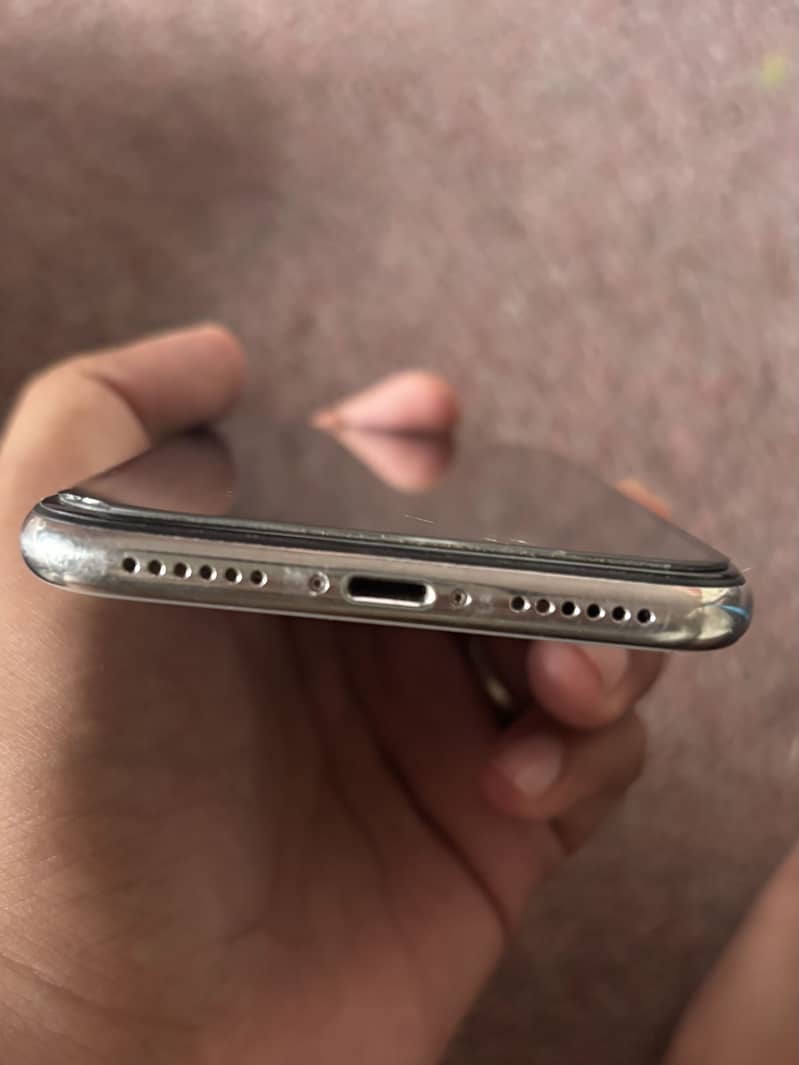 Apple iPhone X 2