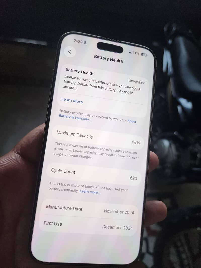 Apple iPhone 16 Pro Max 8