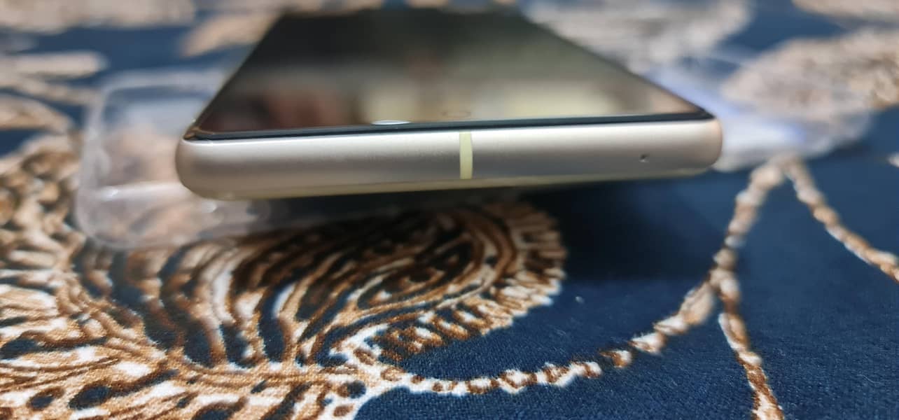 Google Pixel 7 5