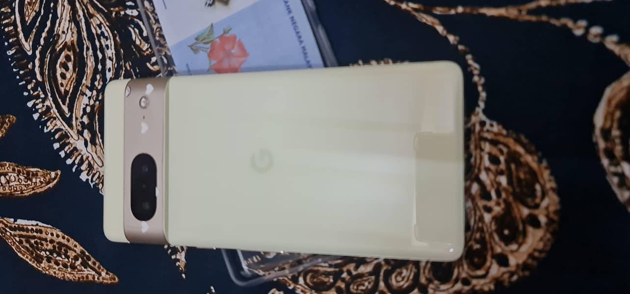 Google Pixel 7 6