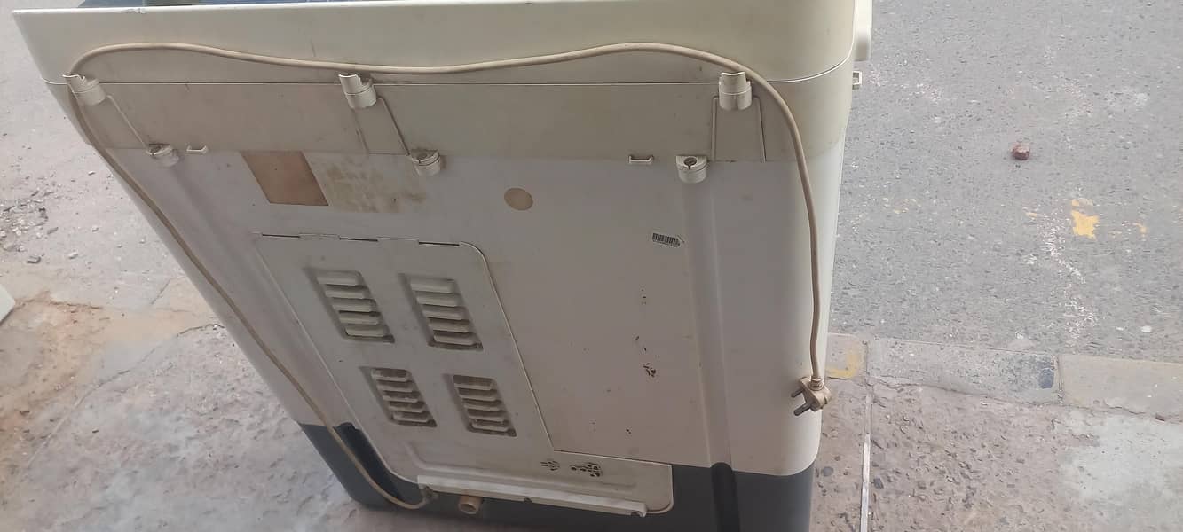Dawlance washing machine 3