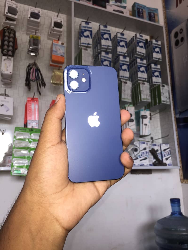 Apple iPhone 12 0