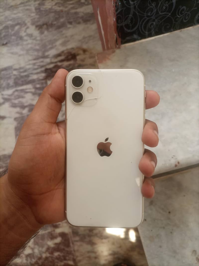 Apple iPhone 11 0