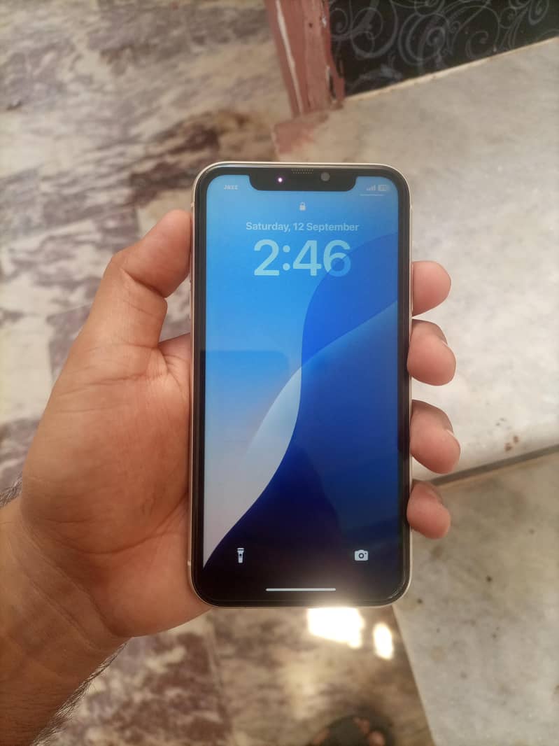 Apple iPhone 11 9