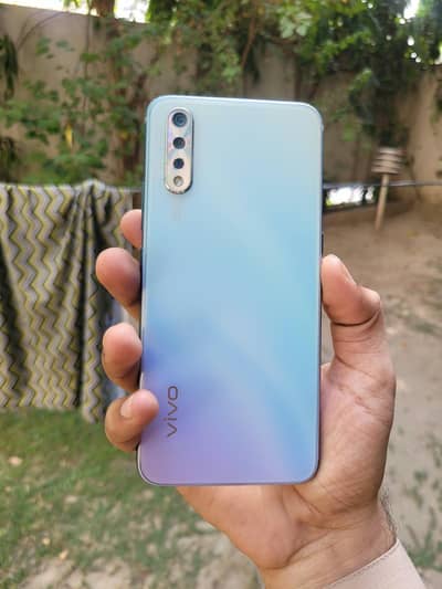 Vivo S1