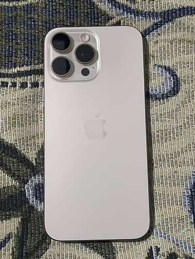 Apple iPhone 16 Pro Max