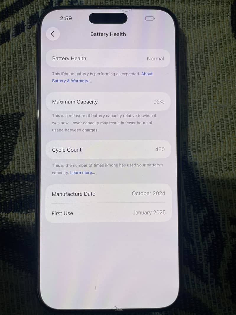 Apple iPhone 16 Pro Max 2